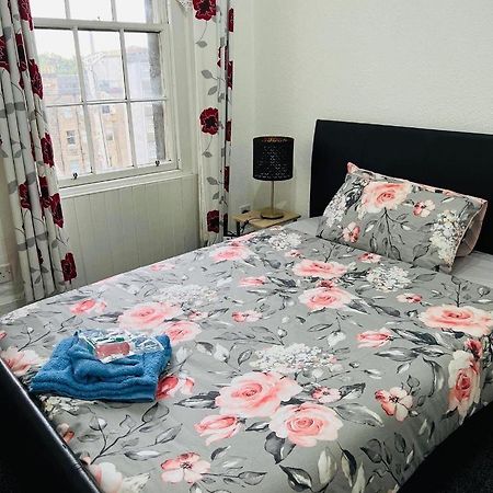 Historic Royal Mile Flat , 5Min From Waverly Railway Station Appartement Edinburgh Buitenkant foto